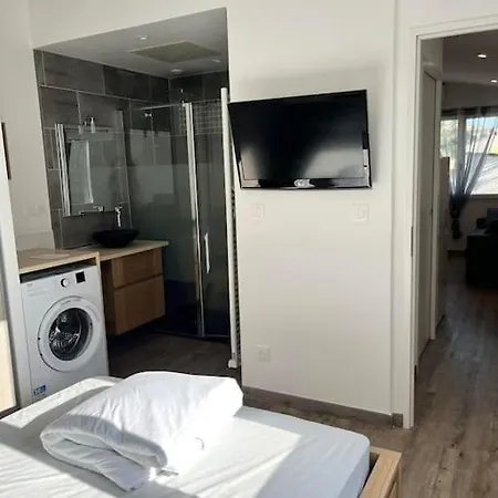 Charmante Dependance * Balaruc-les-Bains