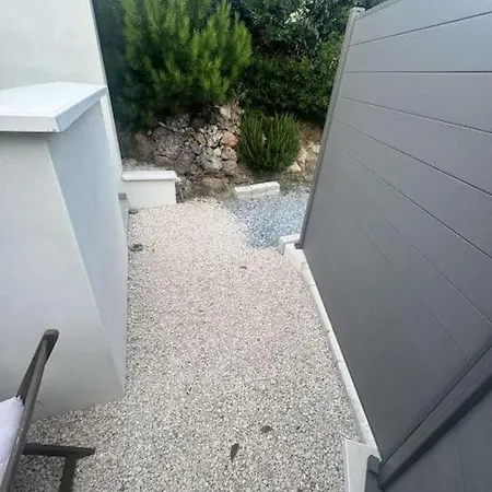 Charmante Dependance Appartement