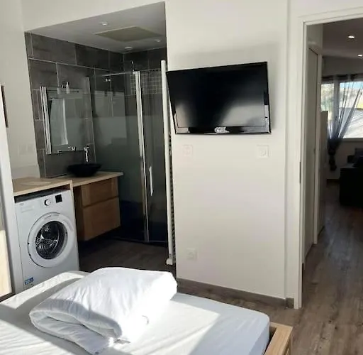 Charmante Dependance * Balaruc-les-Bains