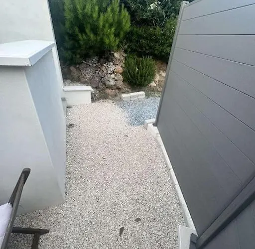 Charmante Dependance Daire