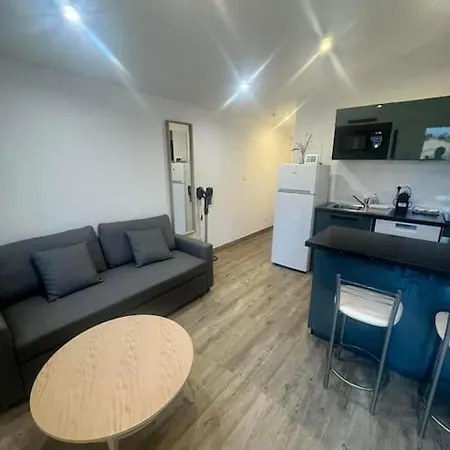 Charmante Dependance * Balaruc-les-Bains